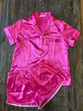 Satin Short Pajama Set in Fuchsia with Contrast Piping